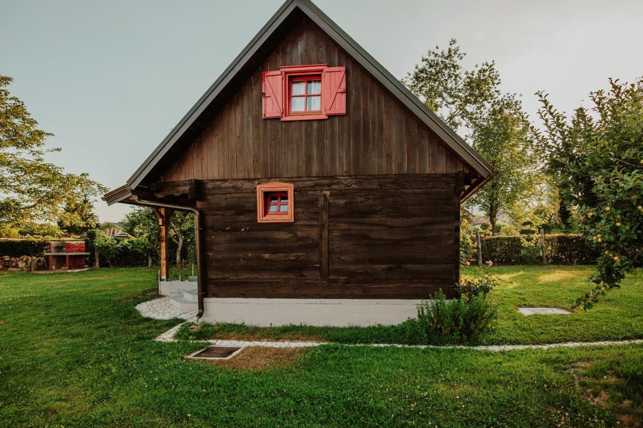 Kuca Za Odmor Lang Villa Karlovac Eksteriør bilde